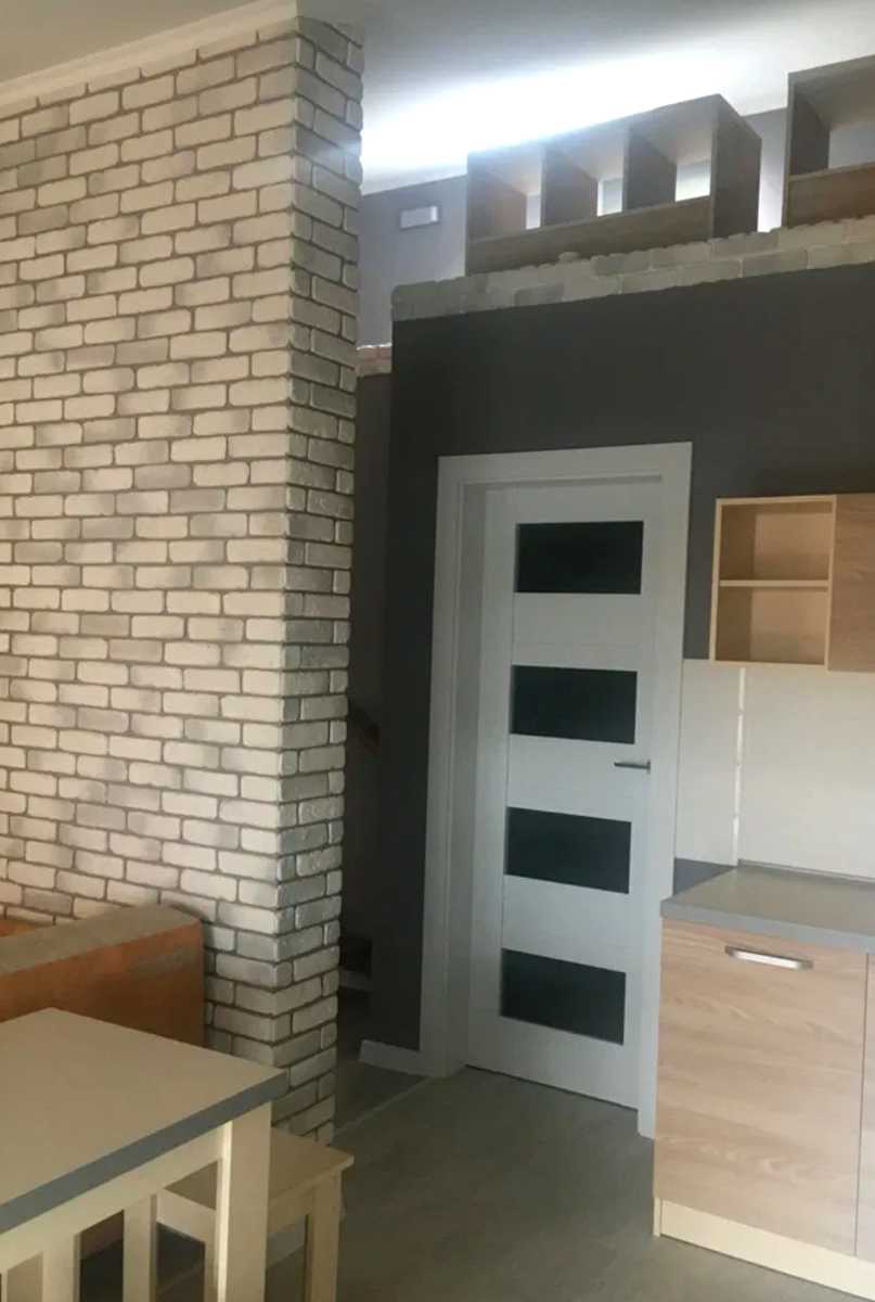 1878924514783176