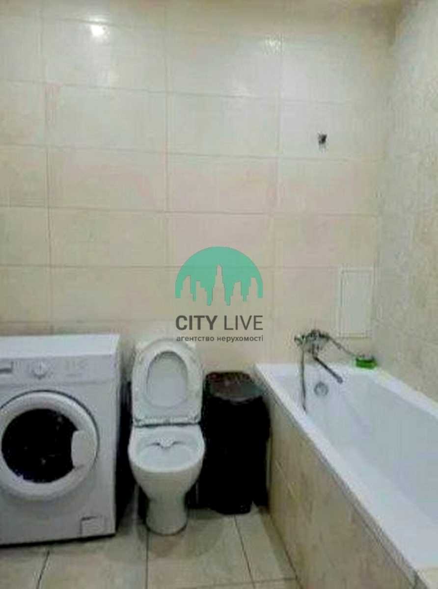 1878925097620377