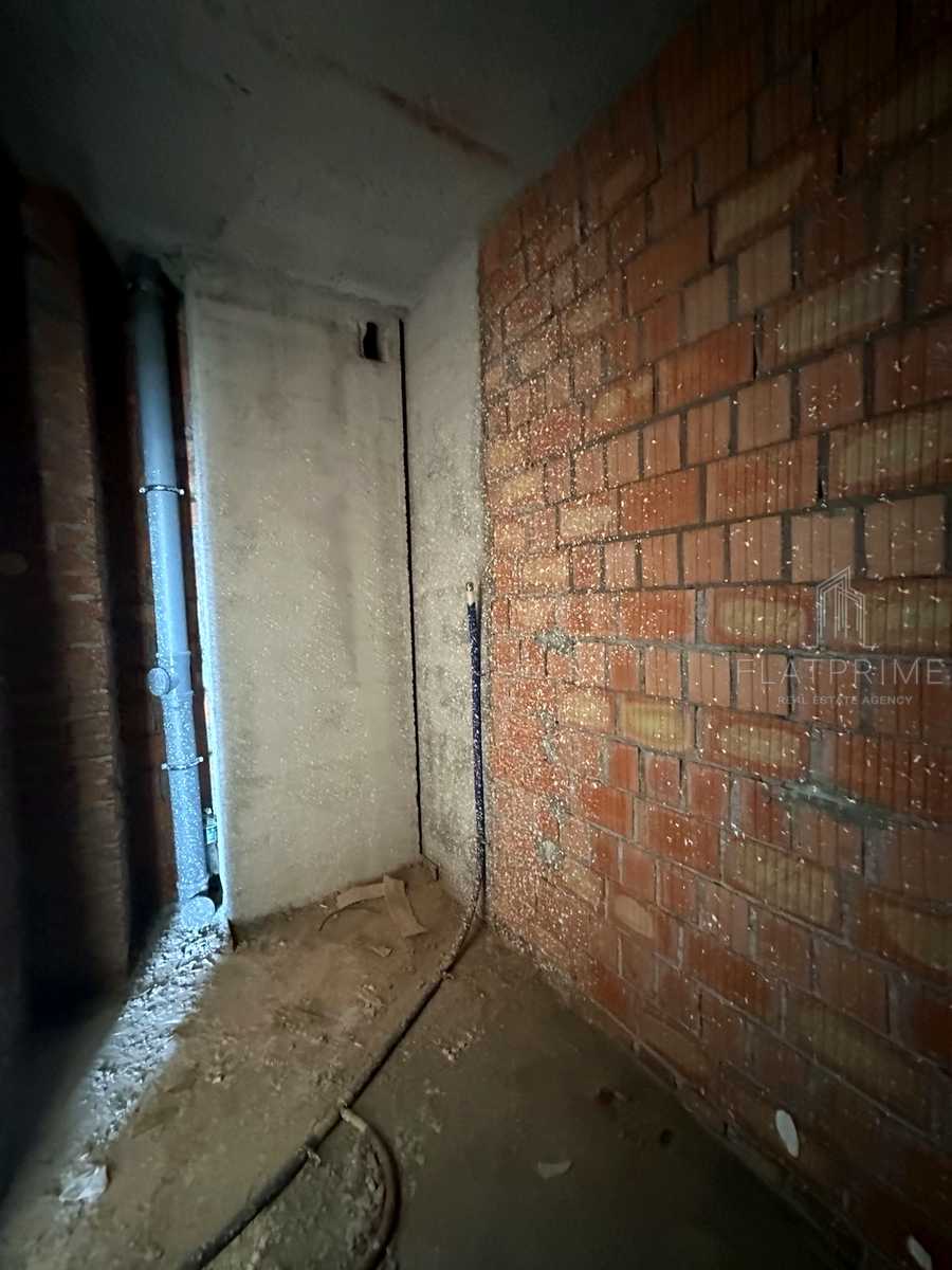 1878926001944418