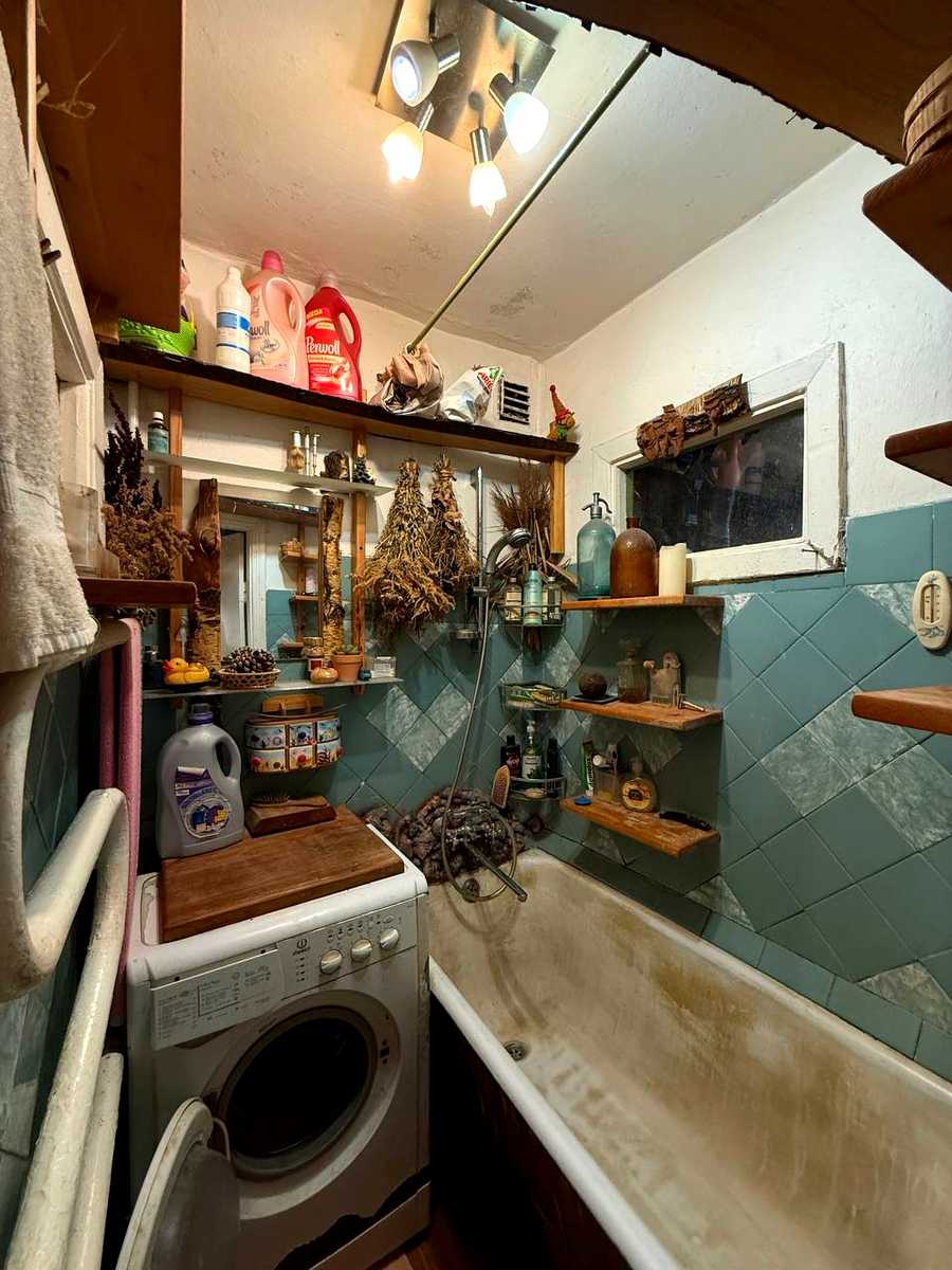 1878926551381690