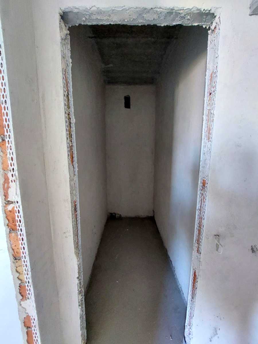 1878926994895893