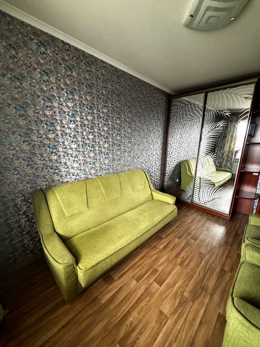 1878927747364295