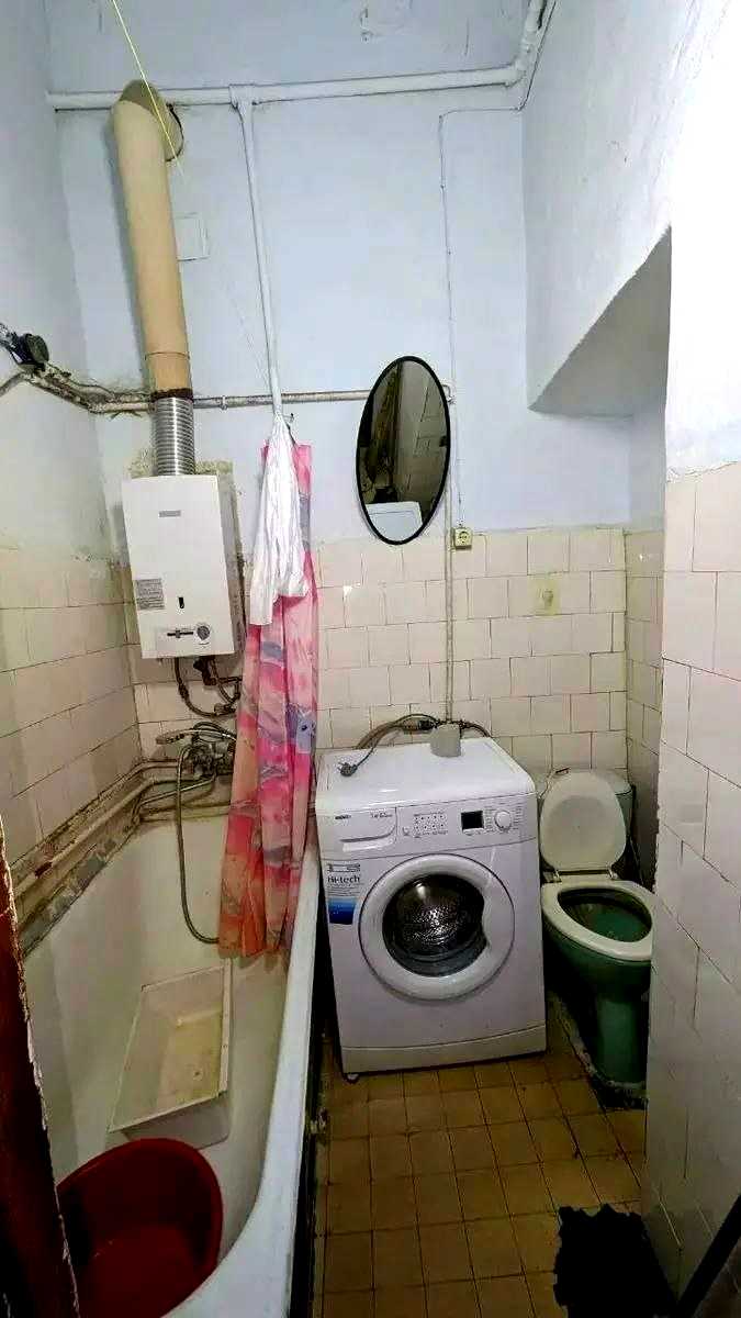 1878928151744480