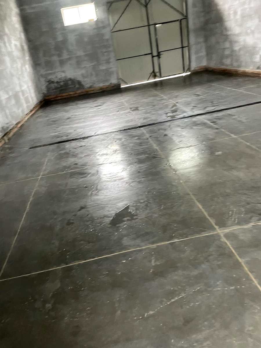 1878928195834324