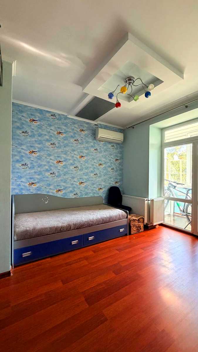 1878929332200235
