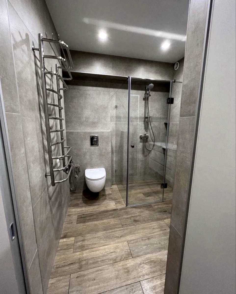 1878930590796345