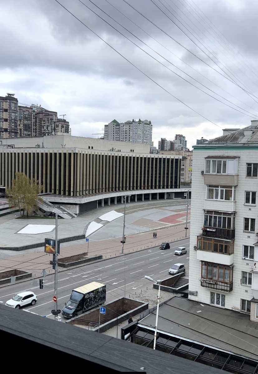 1878931211557390