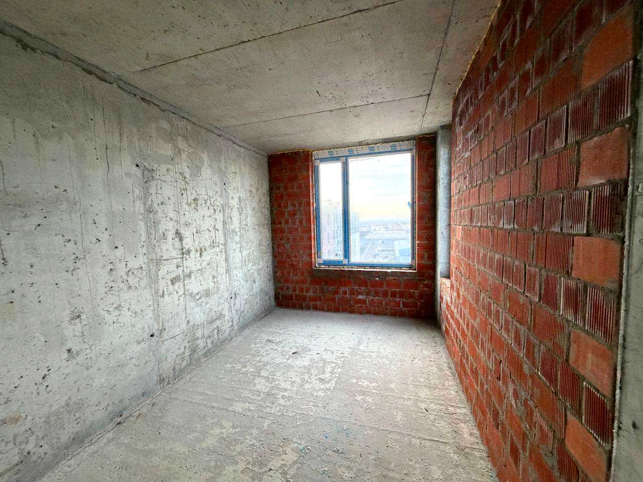 1878933201338875