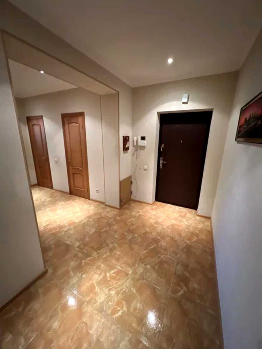 1878933209433351