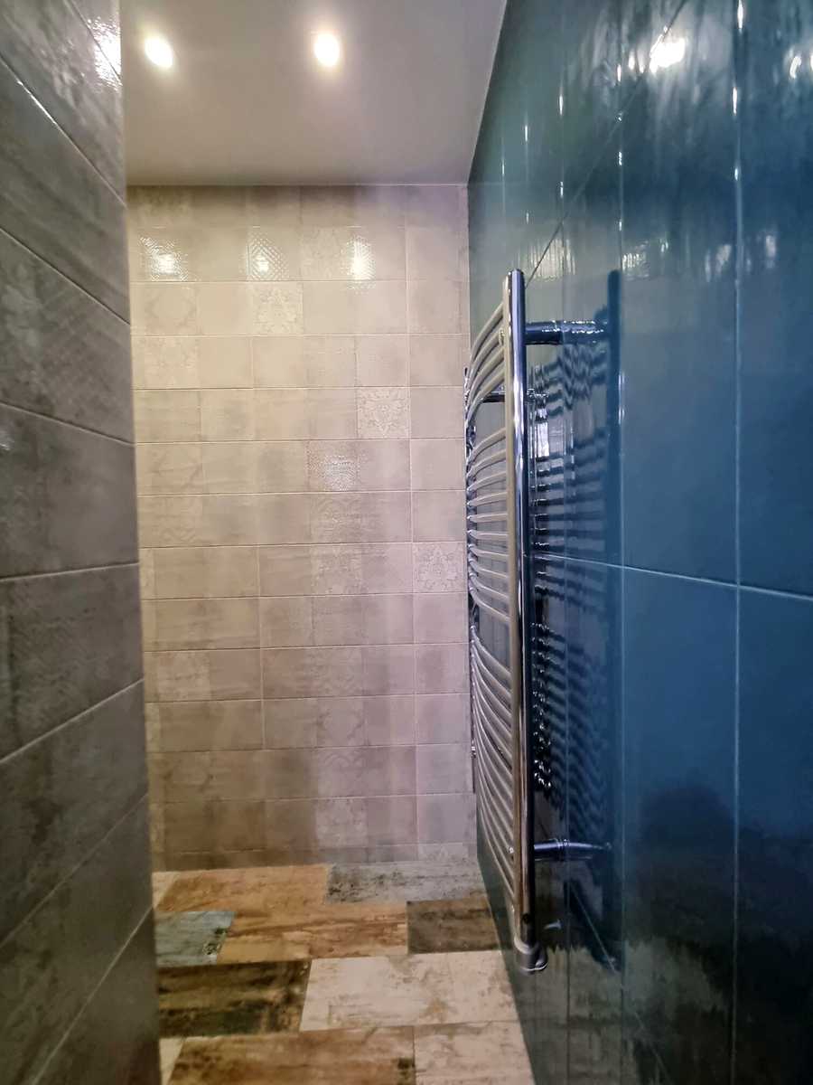 1878933796740293