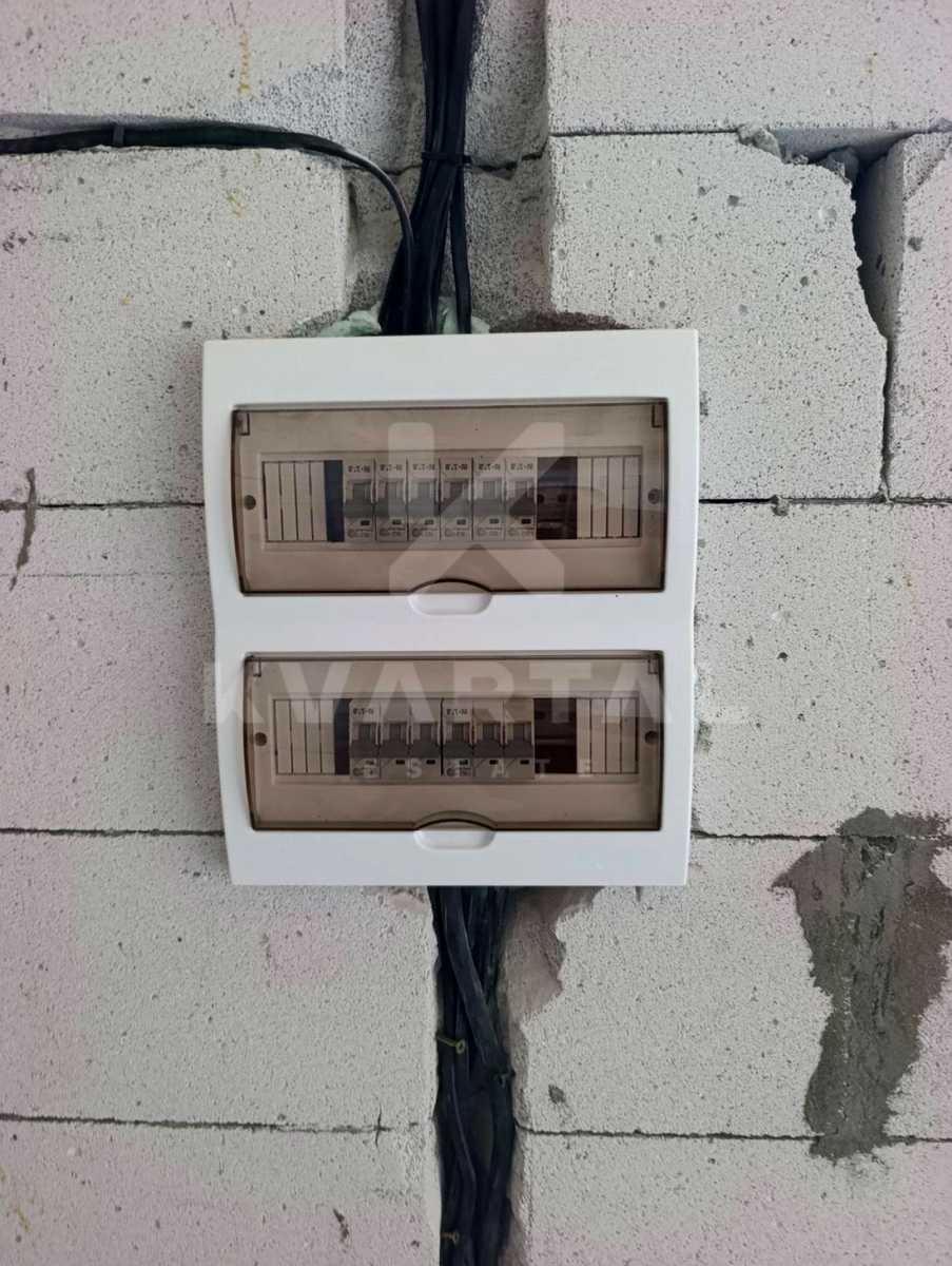 1878933918745581