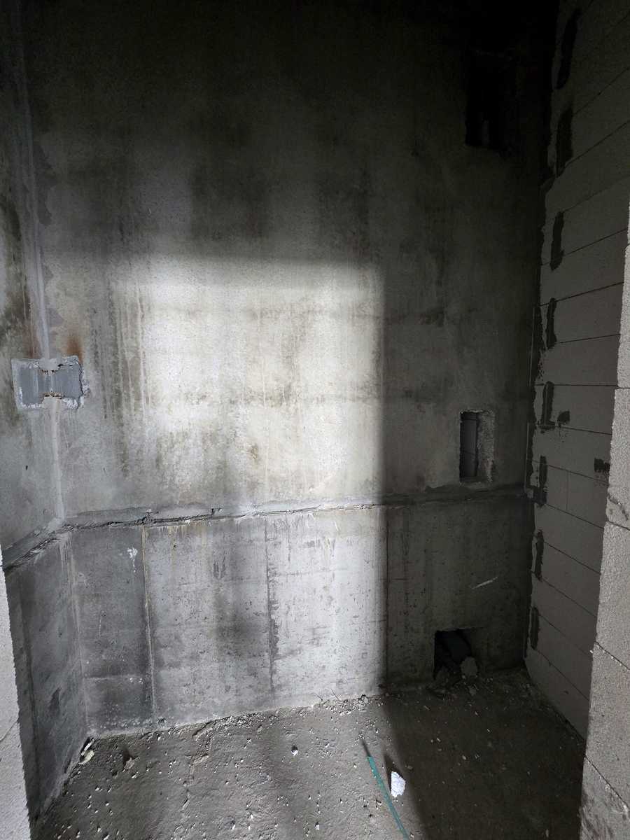 1878934217278171