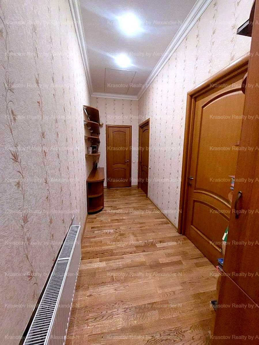 1878934792251161