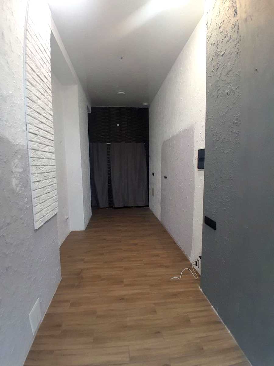 1878935605484053