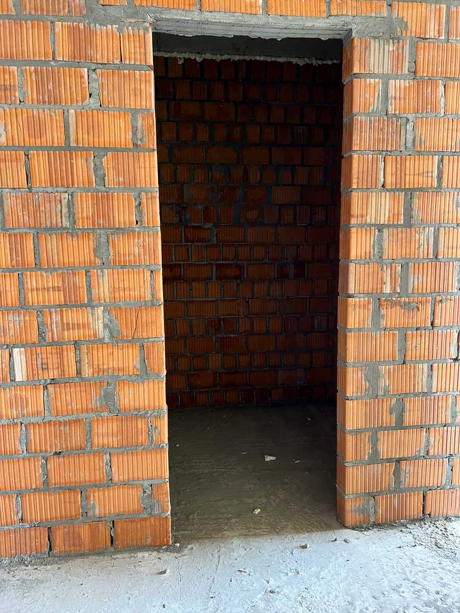 1878936553273846