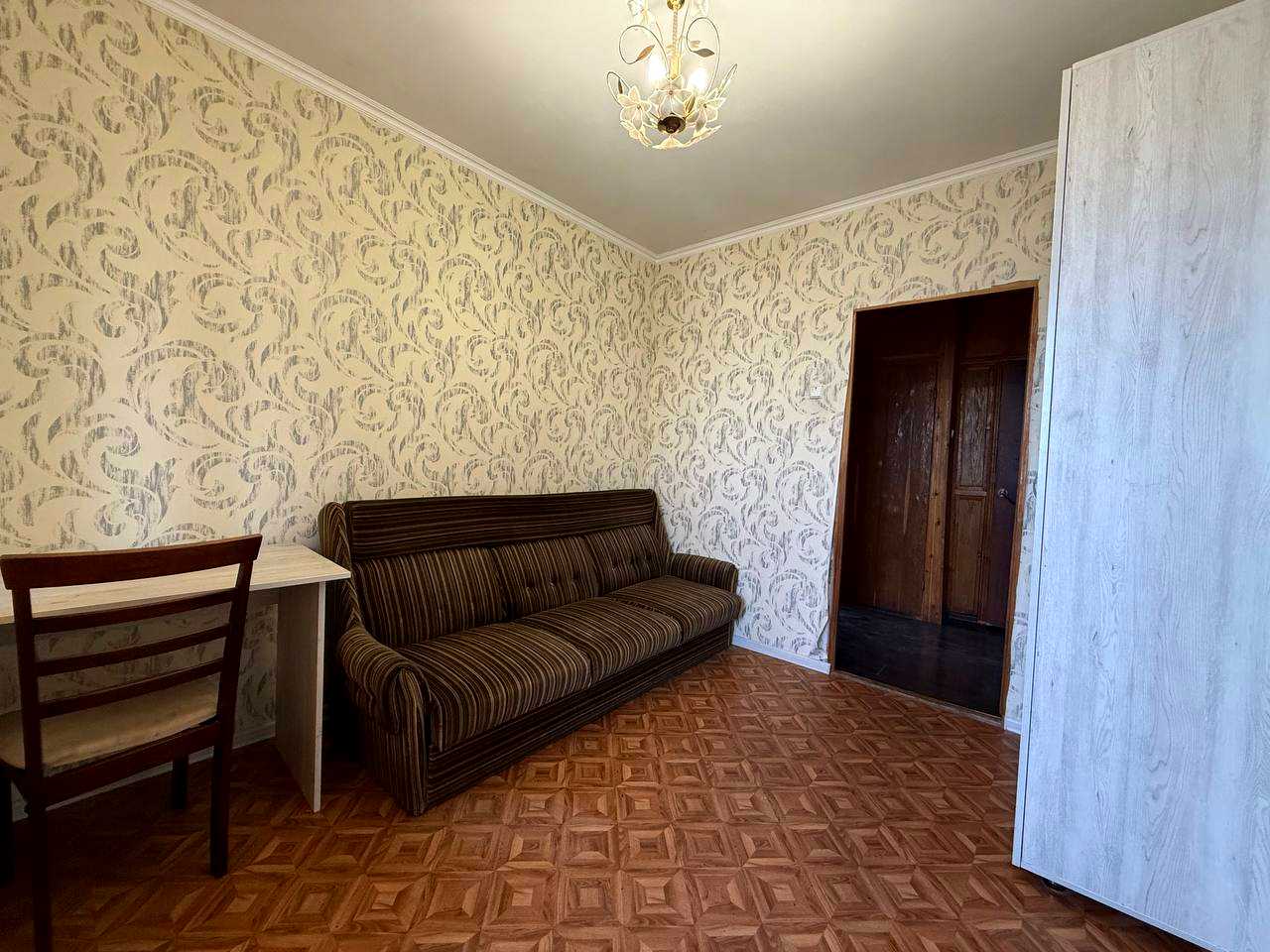 1878936712876309