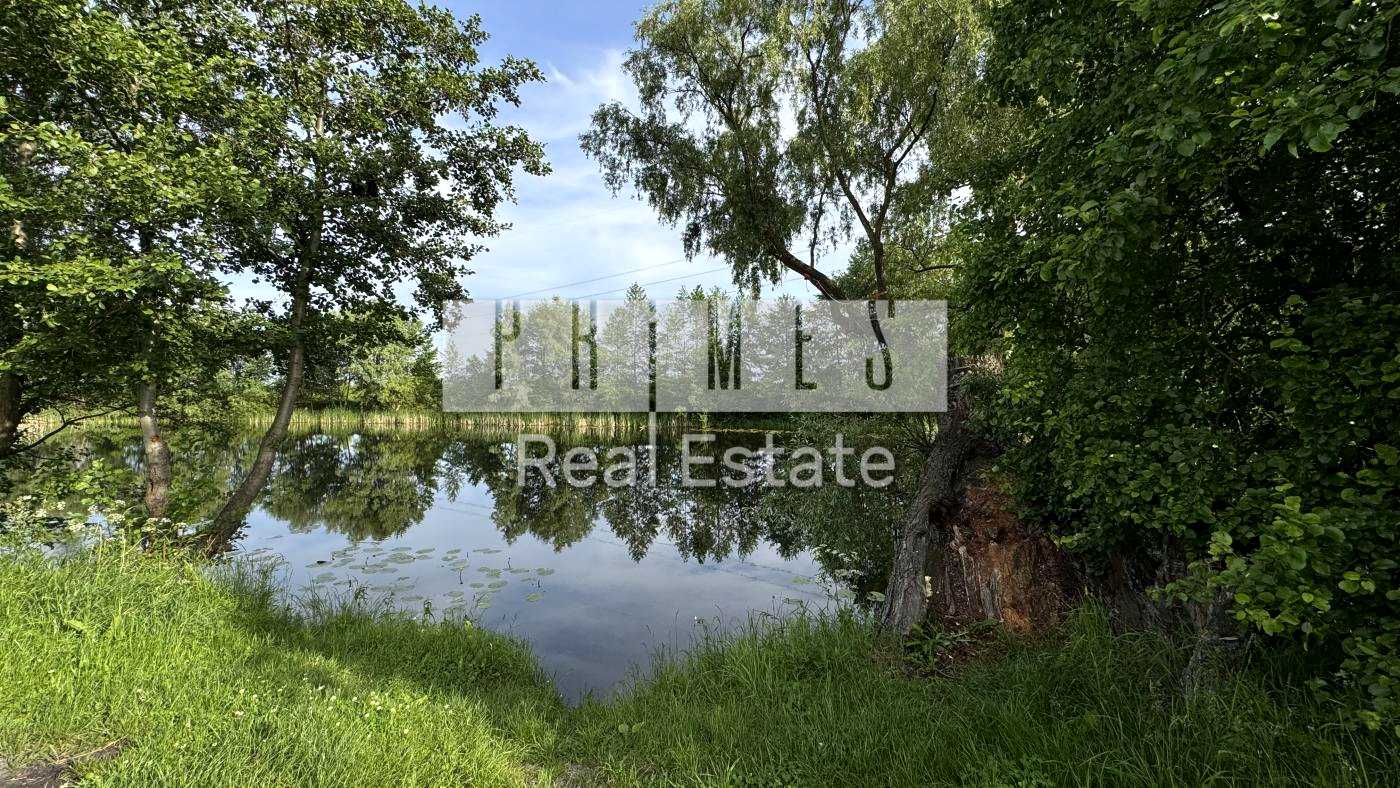 1878937750898905