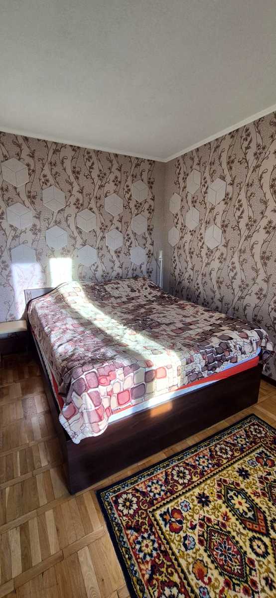 1878938083729516