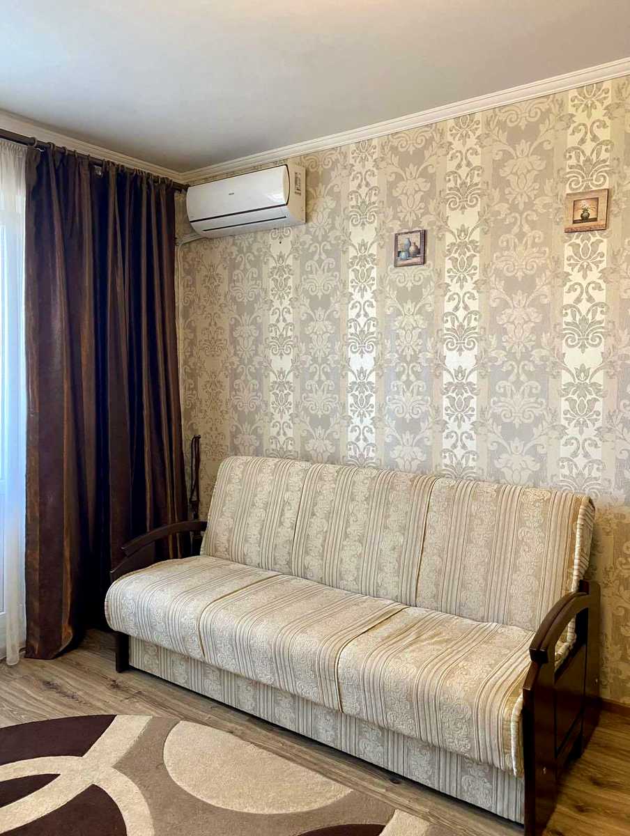 1878938242724222