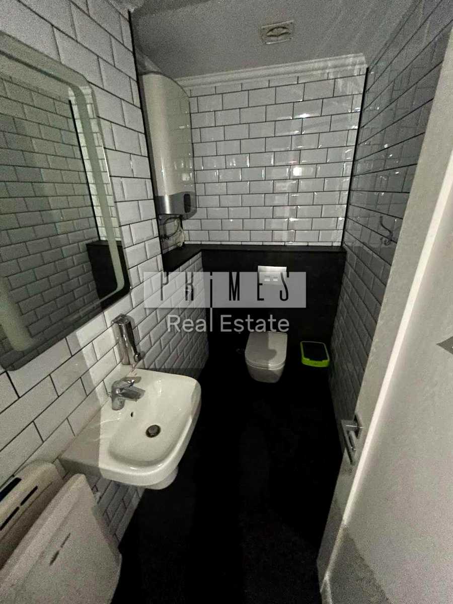 1878938364580419