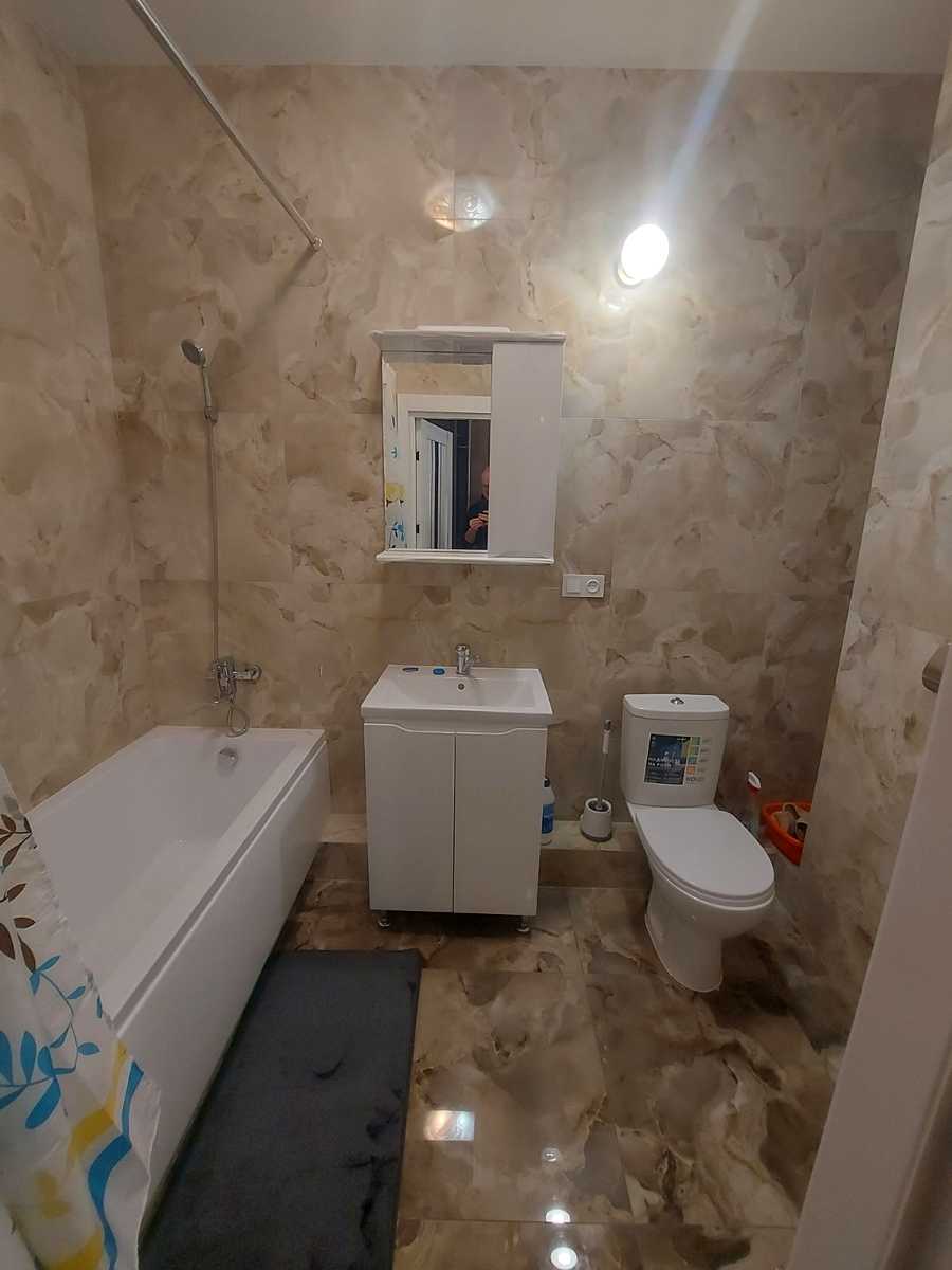 1878939883315526