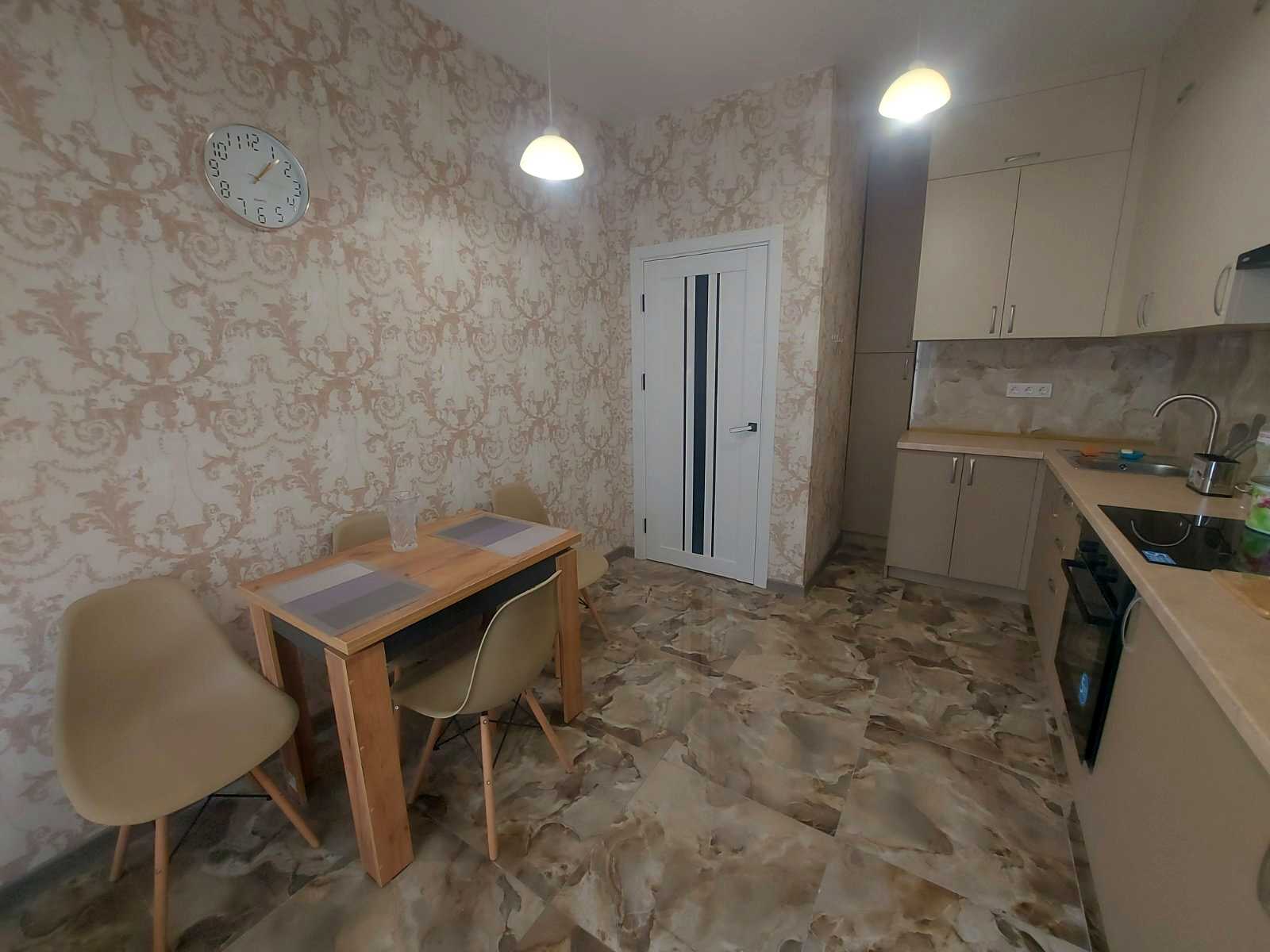 1878939885305029