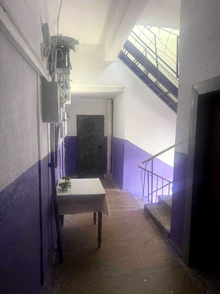 1878941682116293