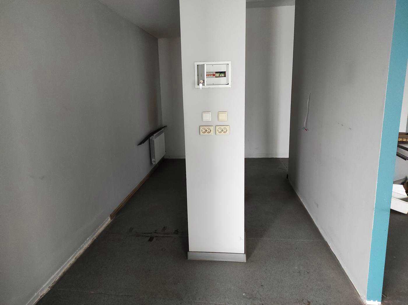 1878942443698329