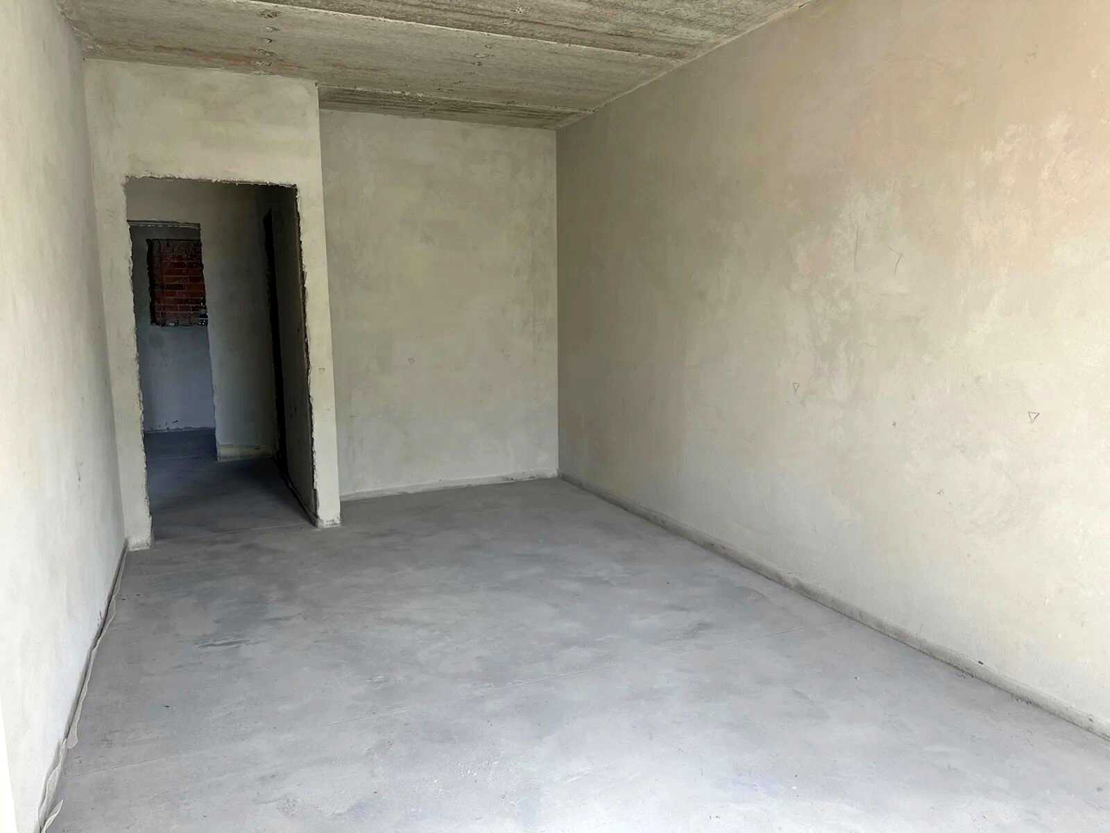 1878942546300825