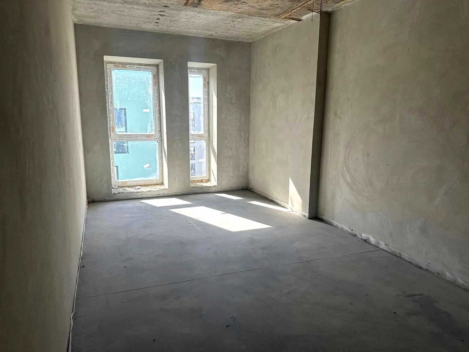 1878942548122341