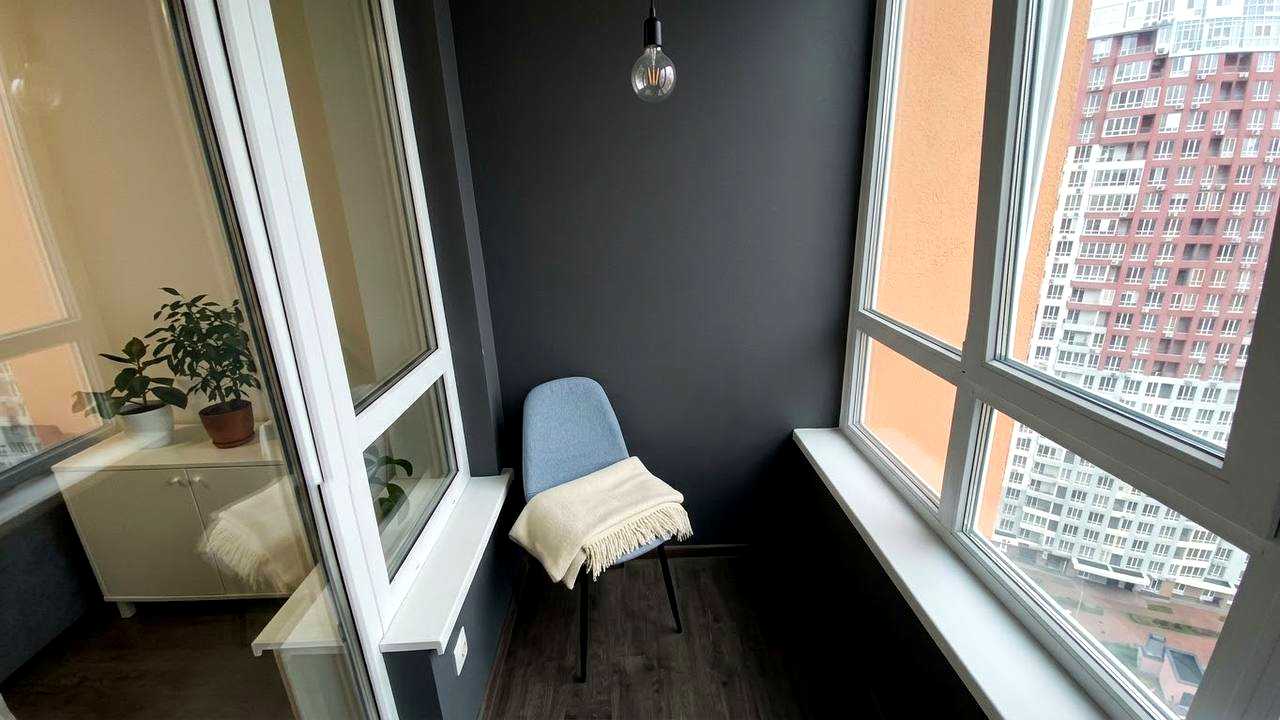 1878942696134085