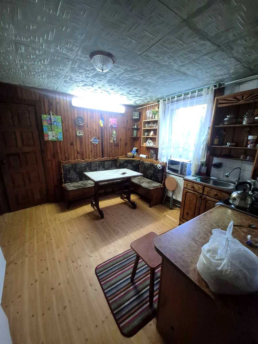 1878942728805404