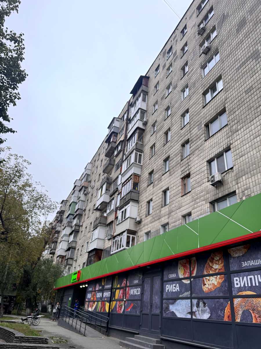 1878942961328594