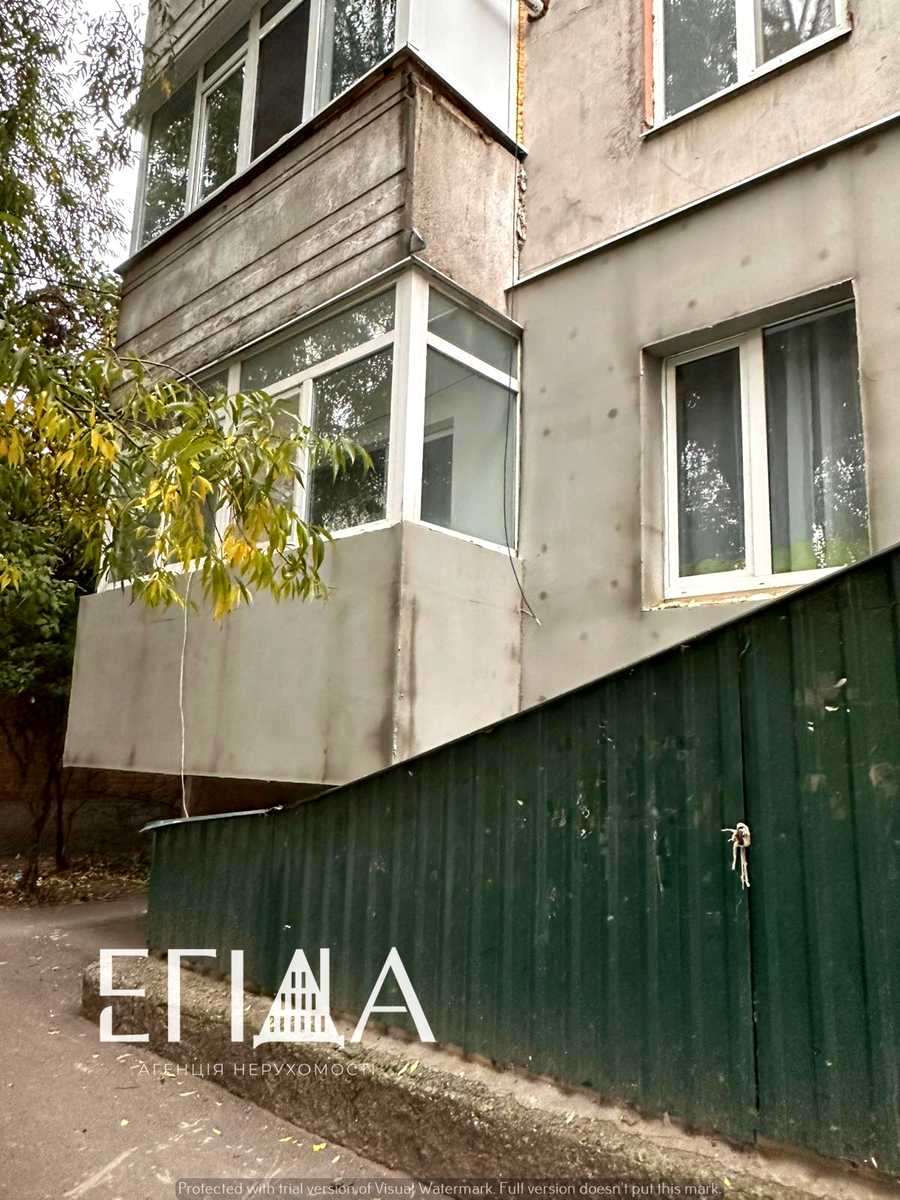 1878943141871616