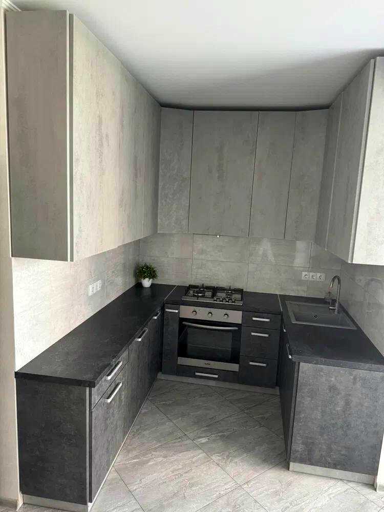 1878943469095508