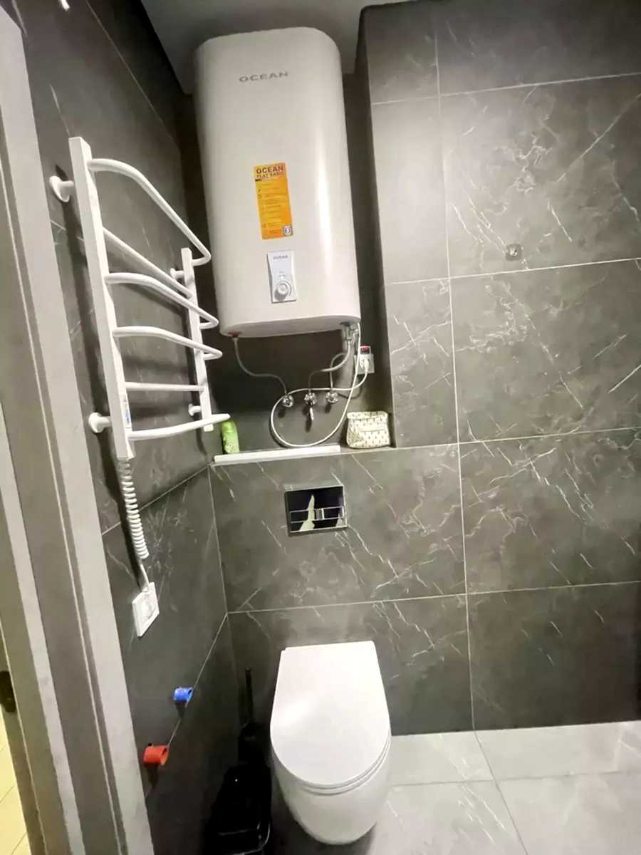 1878944844419279