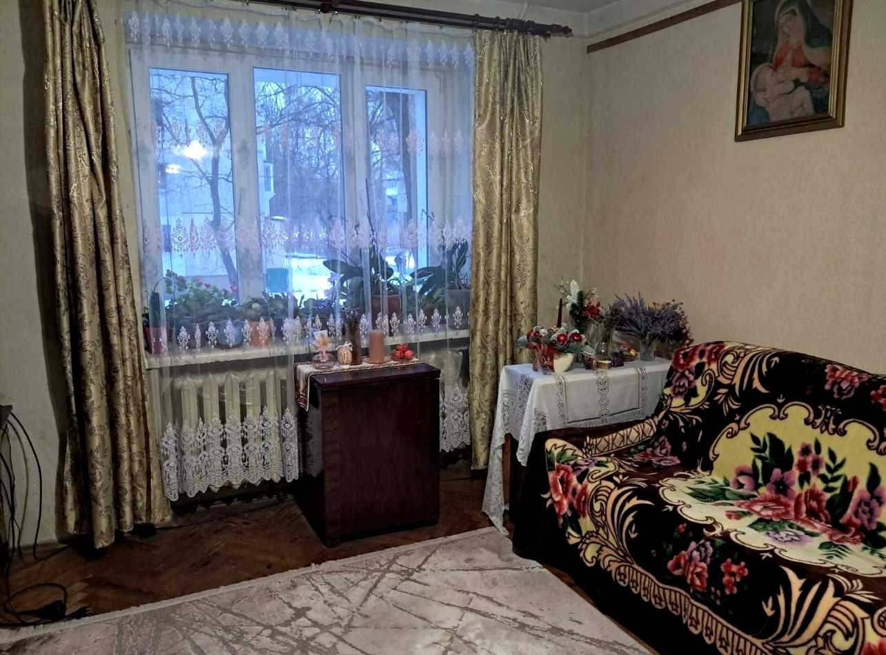 1878944987738103