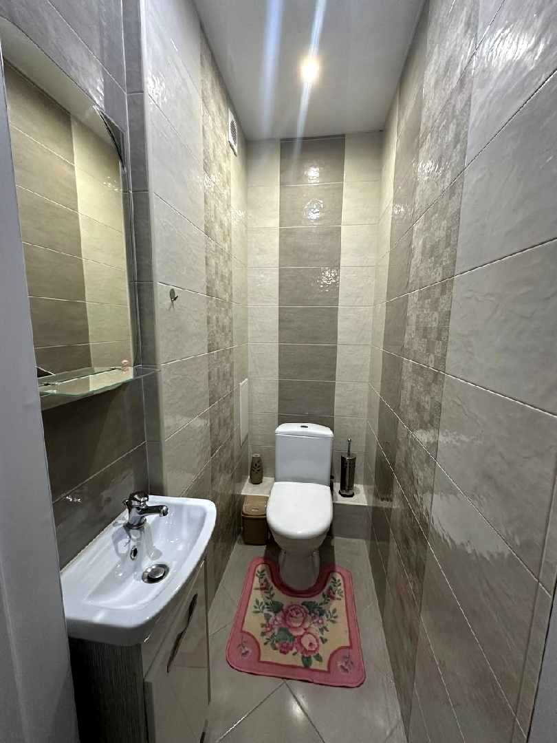 1878945413943497