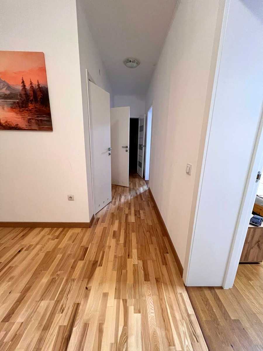 1878946943123073.jpg