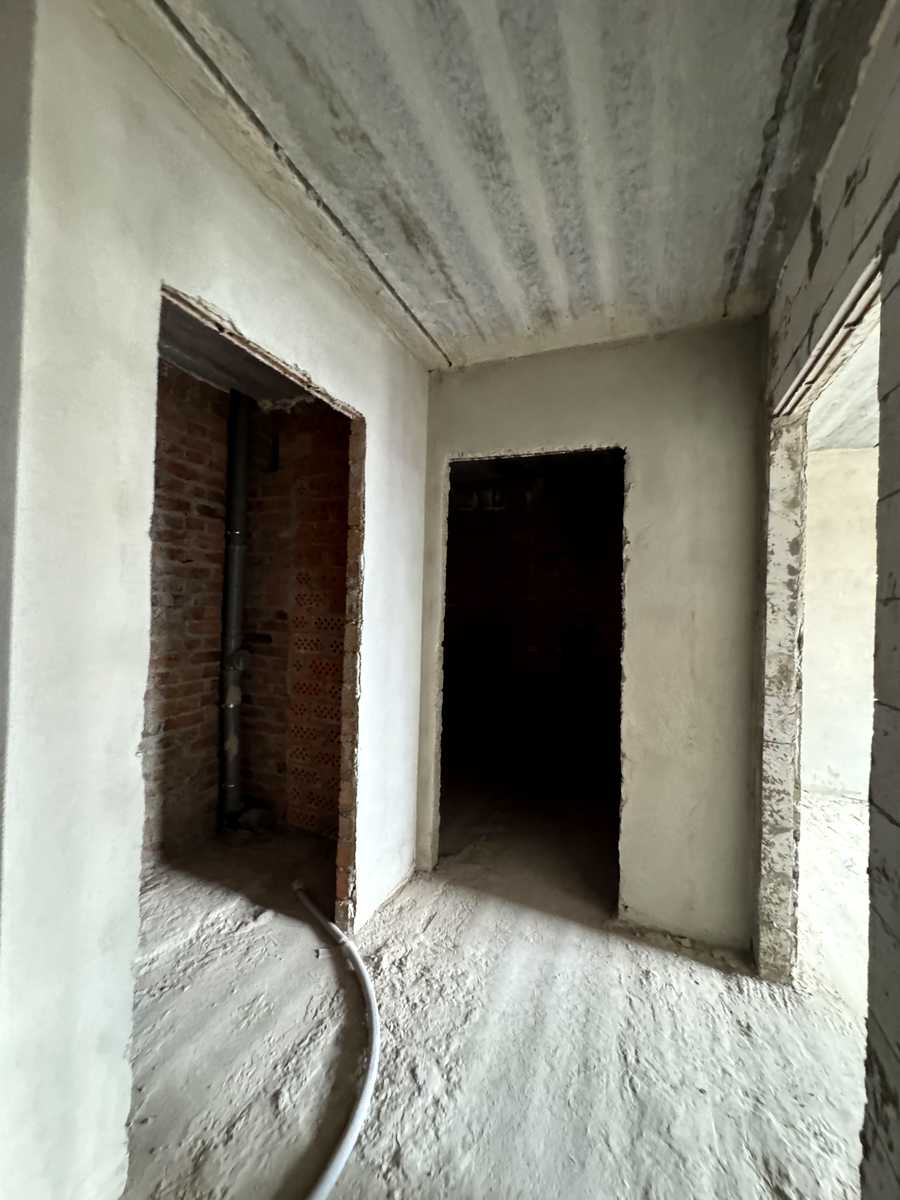 1878947249862293