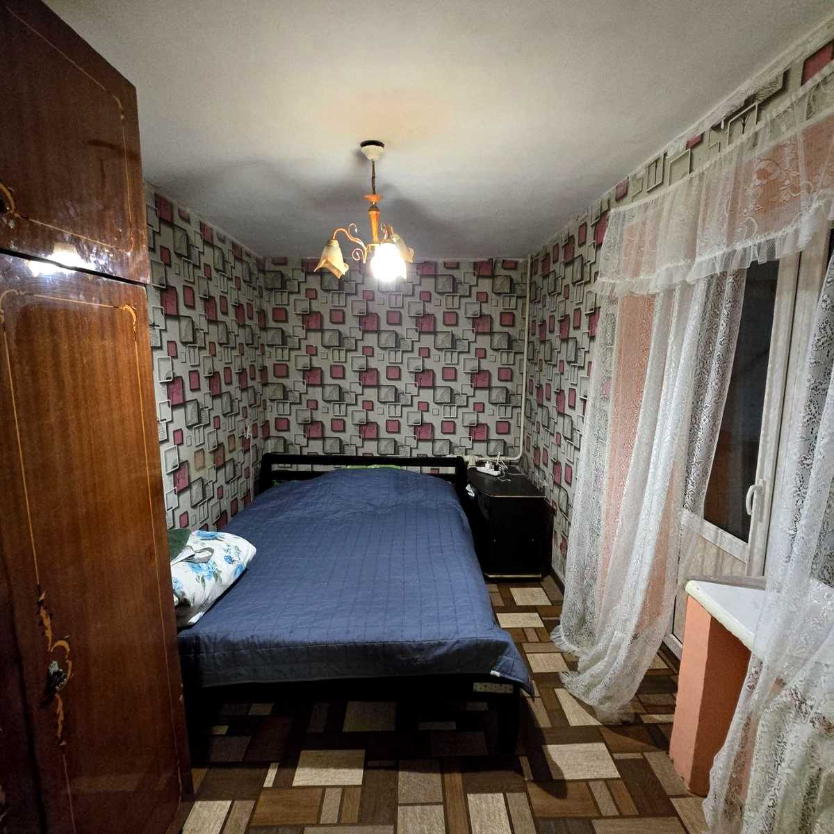 1878948285461990