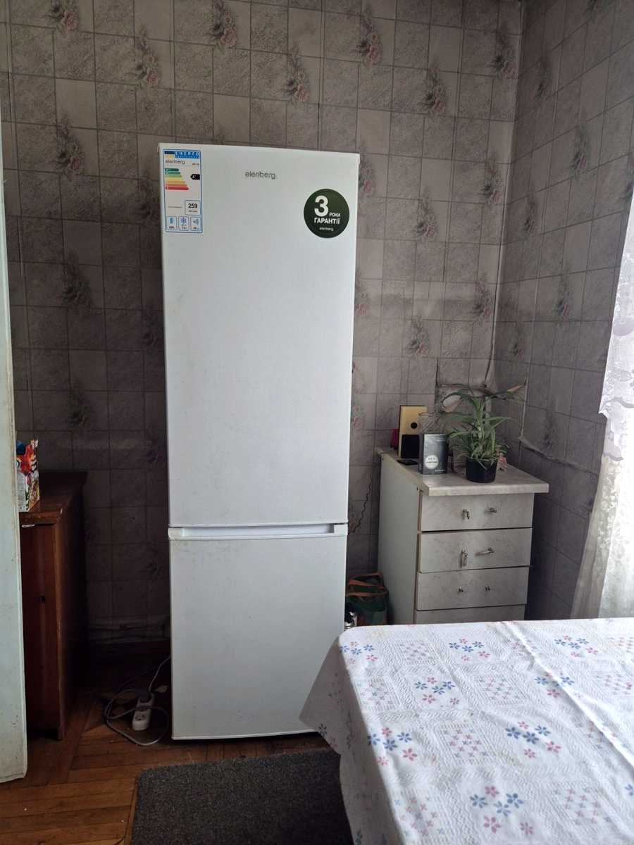 1878948559275758