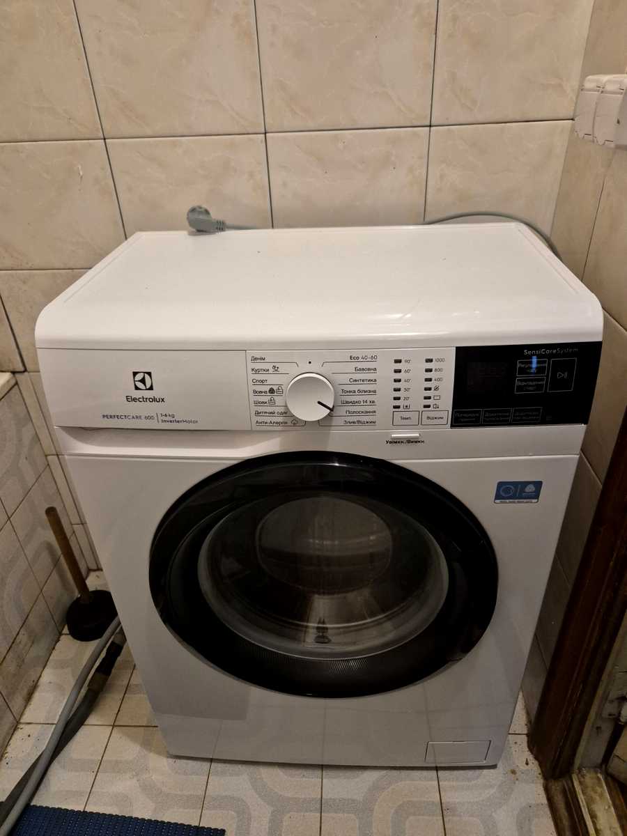 1878948569515243