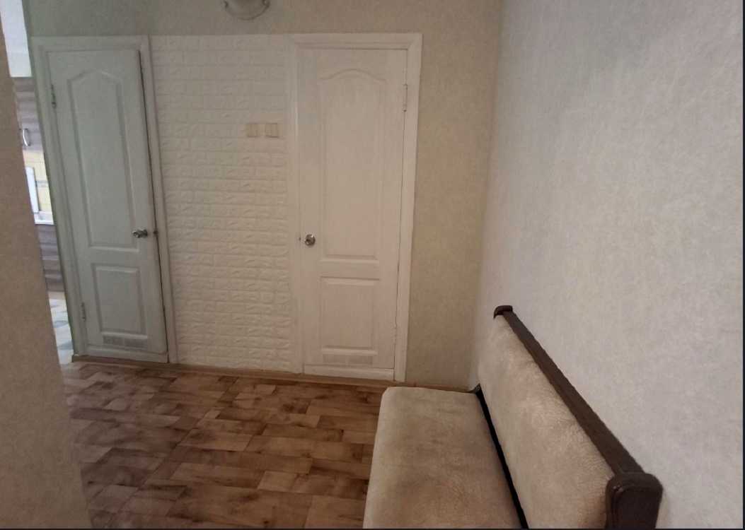 1878950390990563