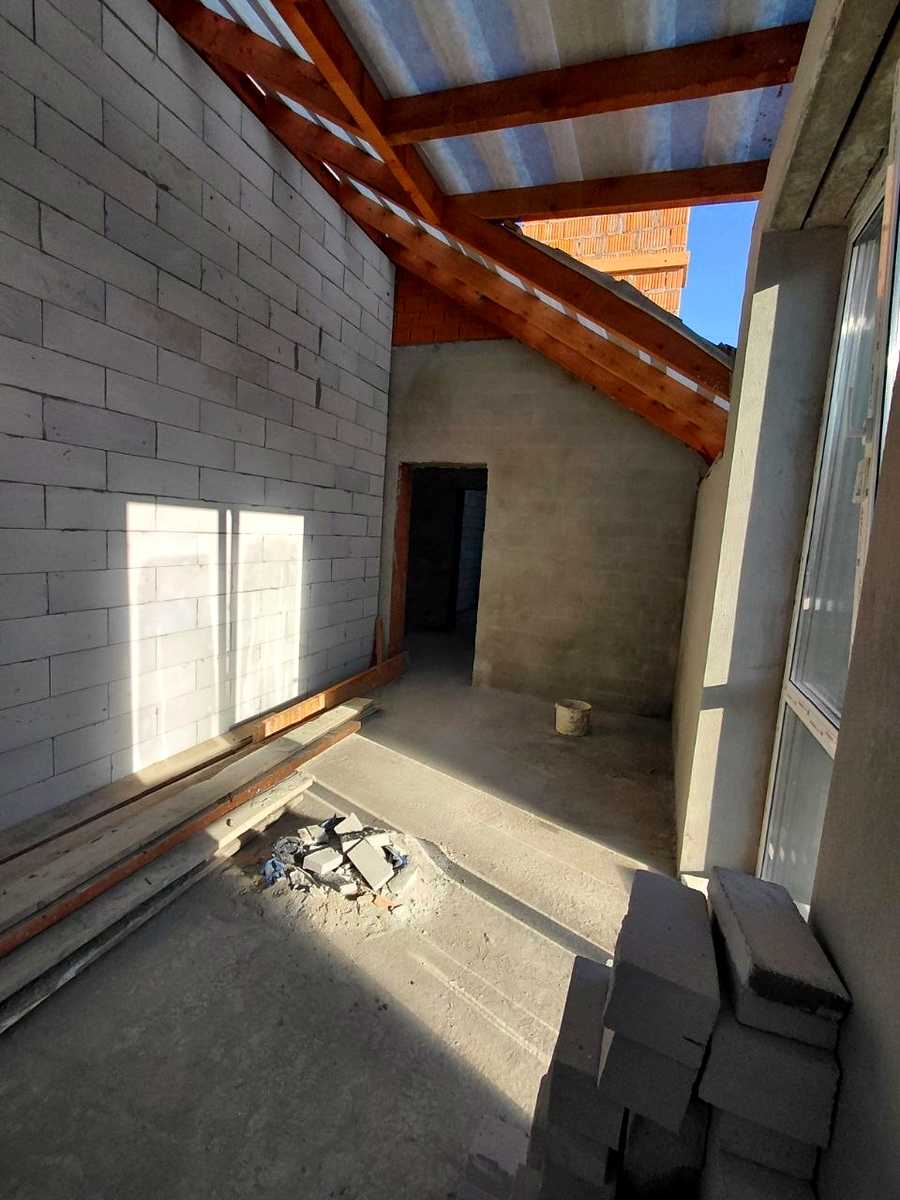 1878952185902939