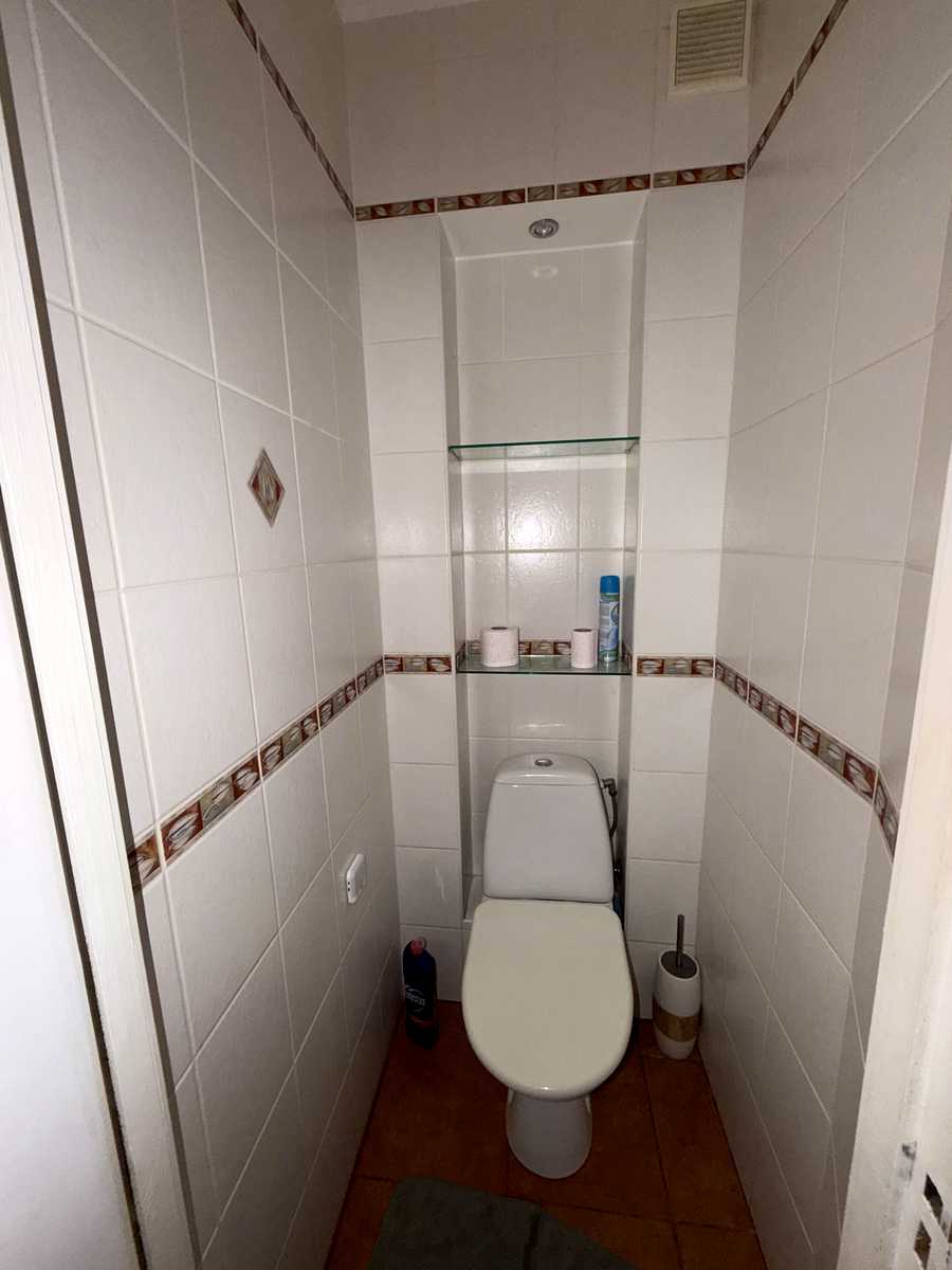 1878952812154359