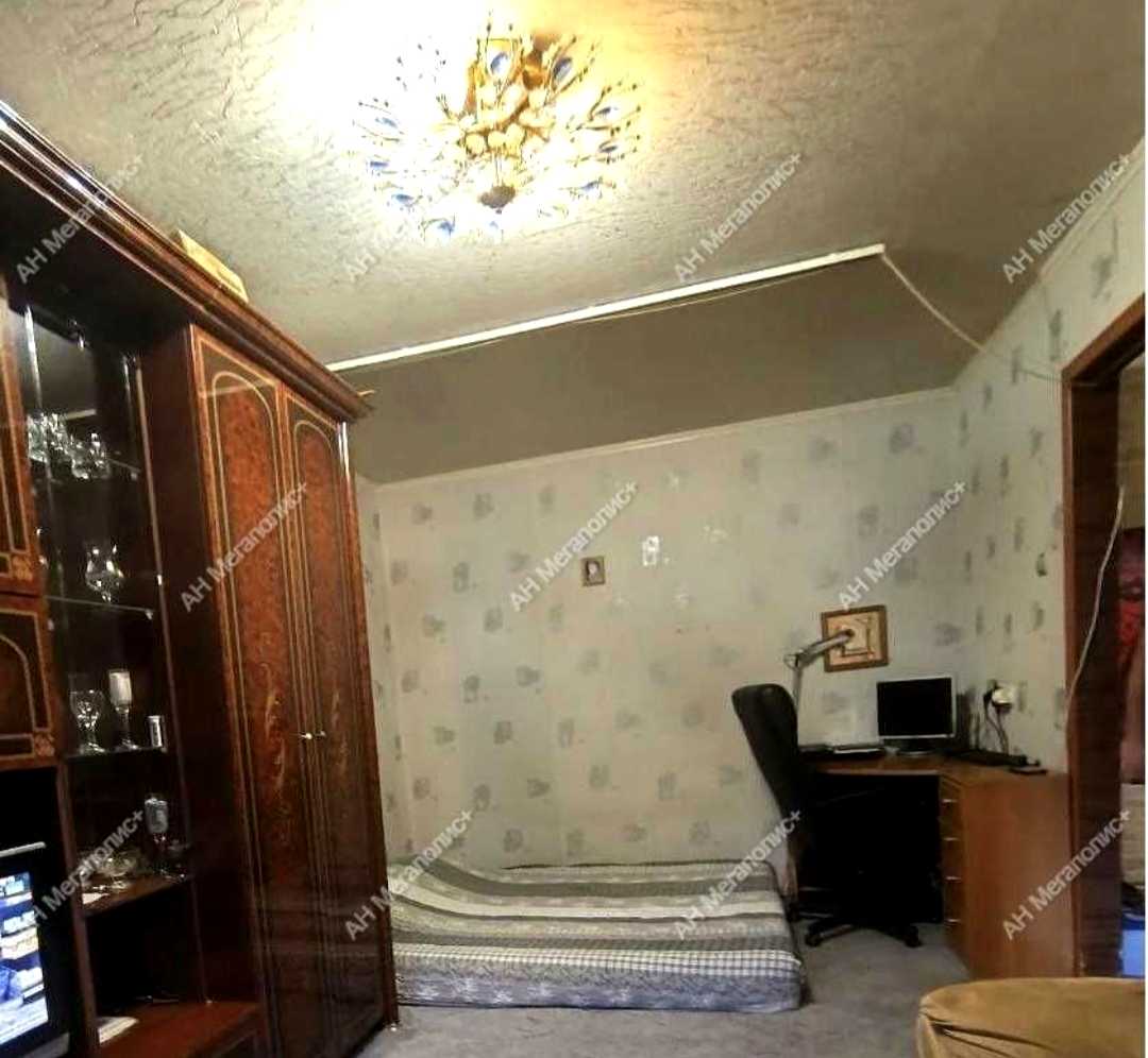 1878953429181272