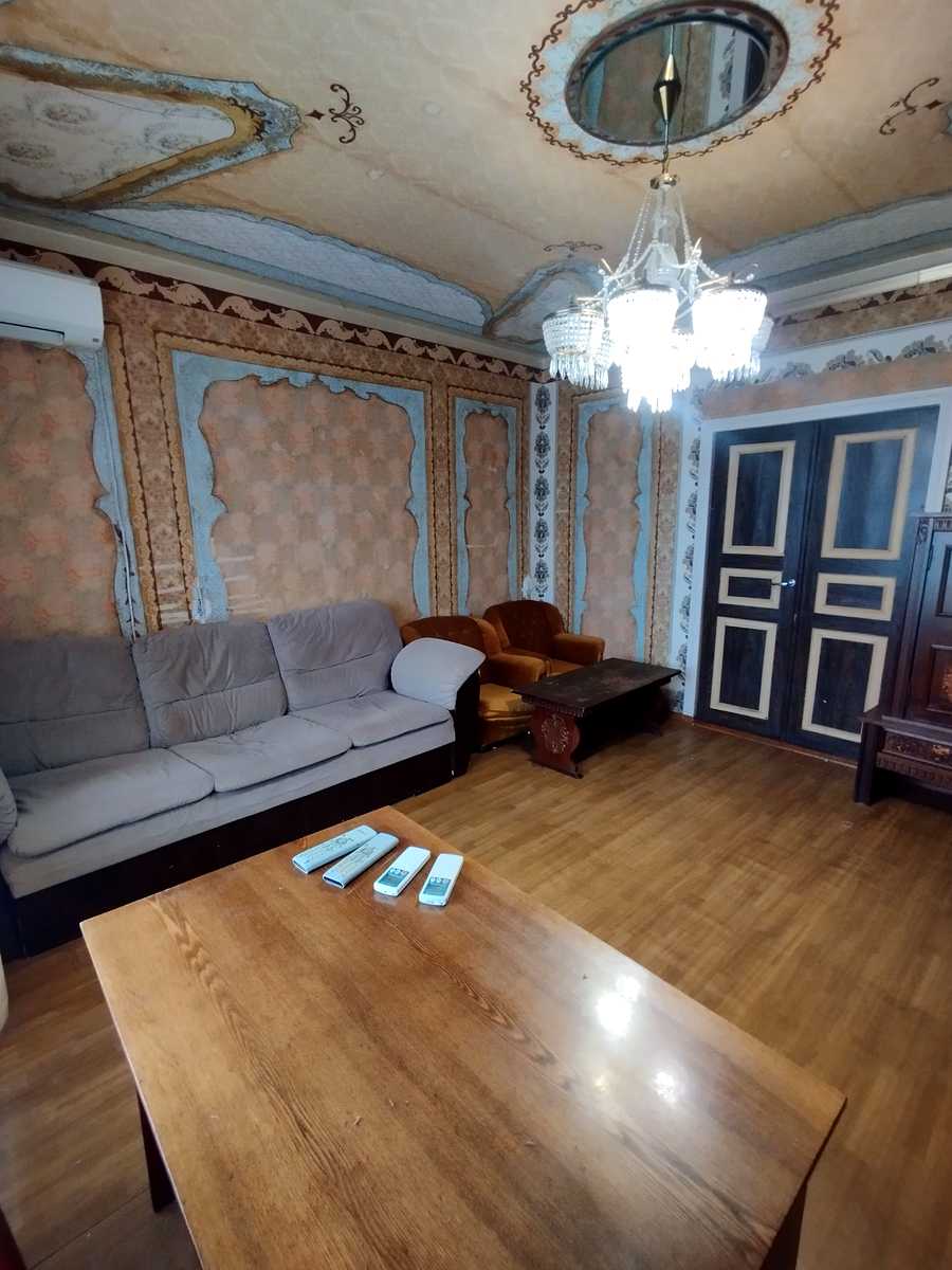 1878954157480019