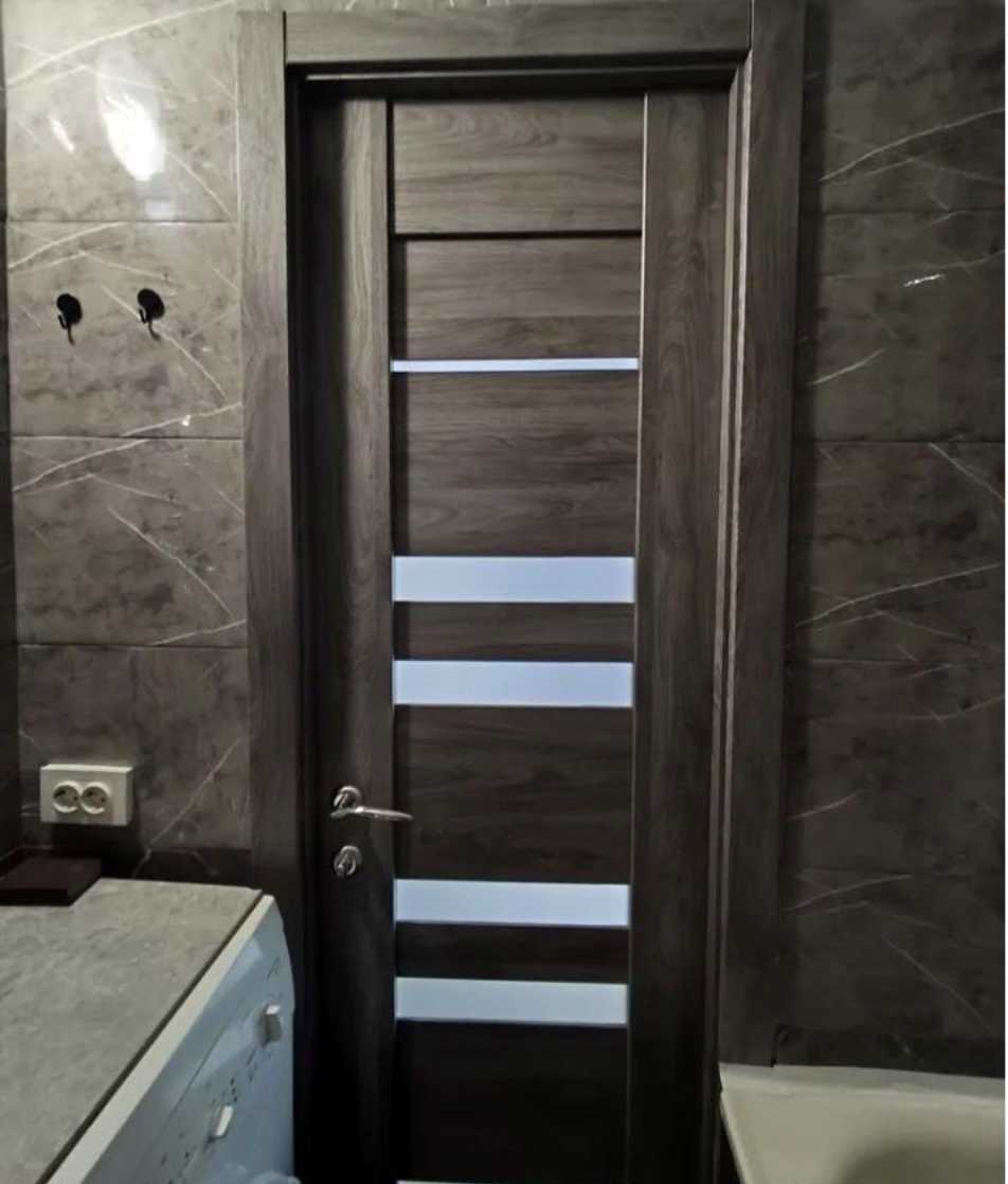 1878956920930083