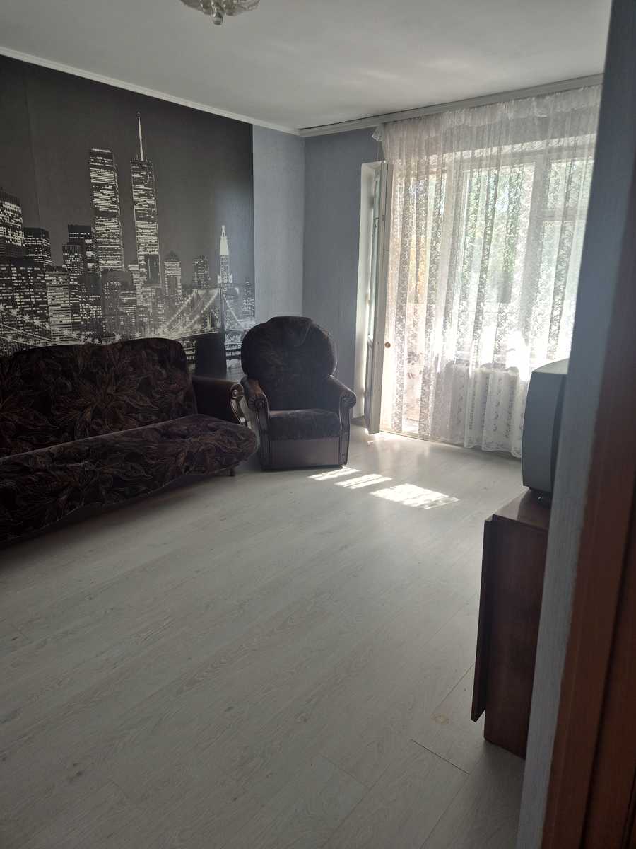 1878958494335561